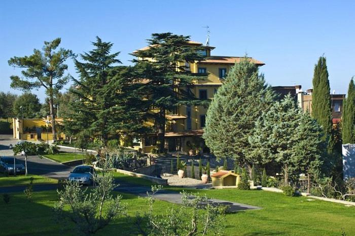 Green Hotel Poggio Regillo Frascati Ngoại thất bức ảnh